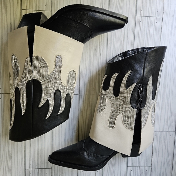 Gianni Bini ConleyTwo Western Rhinestone Flame Foldover Boot in Black Silver Sz6 - Picture 9 of 16